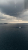 slika90_pijavica_hvar_6_12.jpg